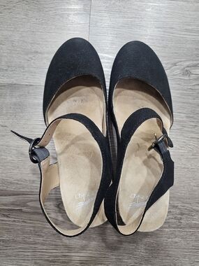 Women’s Black Mary Jane Heels with Ankle Strap